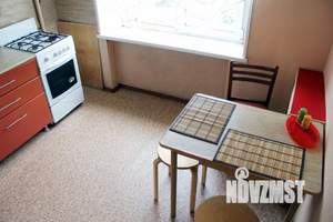 1-к квартира, посуточно, 65м2, 1/1 этаж