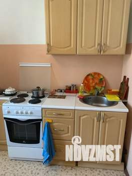 1-к квартира, посуточно, 40м2, 4/10 этаж