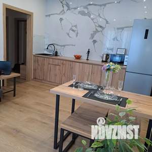 2-к квартира, посуточно, 56м2, 6/15 этаж