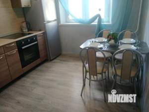 2-к квартира, посуточно, 60м2, 1/1 этаж