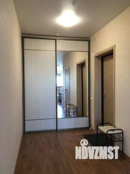 Студия квартира, посуточно, 35м2, 14/18 этаж