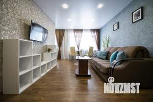 3-к квартира, посуточно, 66м2, 2/5 этаж