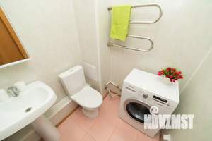 1-к квартира, посуточно, 40м2, 6/18 этаж