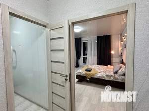 Студия квартира, посуточно, 32м2, 13/19 этаж