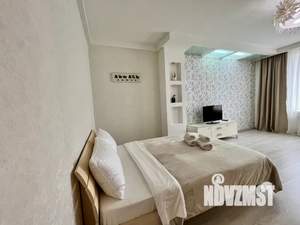 1-к квартира, посуточно, 37м2, 6/8 этаж