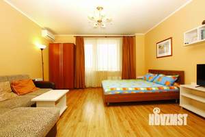 1-к квартира, посуточно, 43м2, 1/1 этаж