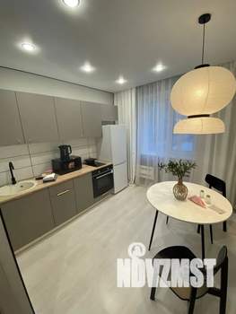 1-к квартира, посуточно, 32м2, 3/10 этаж