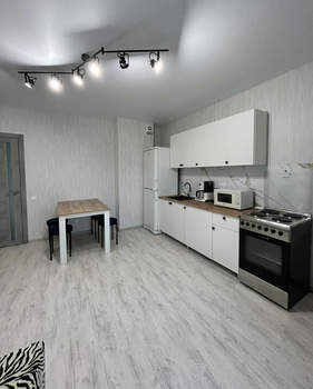 1-к квартира, на длительный срок, 56м2, 1/19 этаж