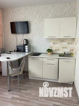 Студия квартира, посуточно, 25м2, 10/10 этаж