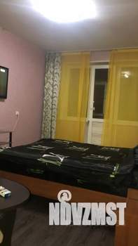 1-к квартира, посуточно, 41м2, 8/10 этаж