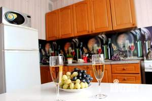 2-к квартира, посуточно, 54м2, 1/1 этаж