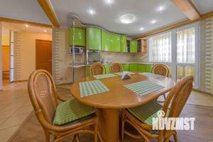 4-к квартира, посуточно, 70м2, 10/11 этаж
