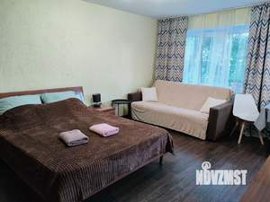 Студия квартира, посуточно, 33м2, 2/5 этаж