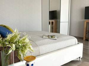 1-к квартира, посуточно, 52м2, 18/18 этаж