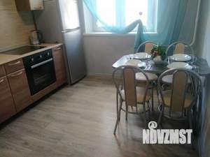 2-к квартира, посуточно, 59м2, 1/1 этаж