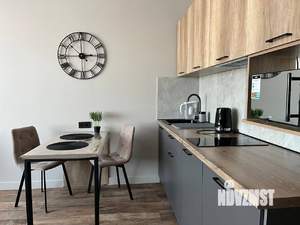 Студия квартира, посуточно, 32м2, 13/23 этаж