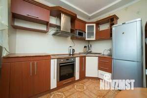 2-к квартира, посуточно, 70м2, 1/1 этаж