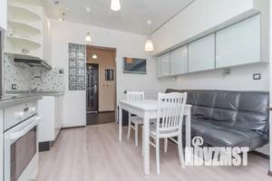 1-к квартира, посуточно, 36м2, 15/16 этаж