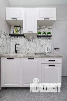 Студия квартира, посуточно, 41м2, 9/16 этаж