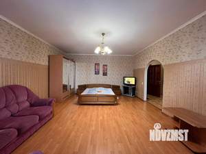 1-к квартира, на длительный срок, 55м2, 3/10 этаж