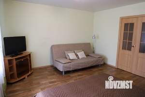 1-к квартира, посуточно, 44м2, 1/1 этаж