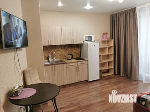 Студия квартира, посуточно, 30м2, 2/19 этаж