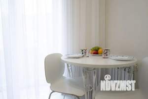 1-к квартира, посуточно, 45м2, 3/7 этаж