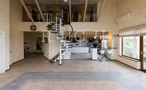 4-к квартира, на длительный срок, 220м2, 3/3 этаж