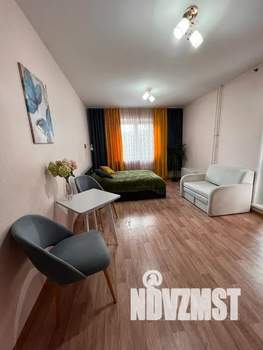 Студия квартира, посуточно, 32м2, 4/10 этаж