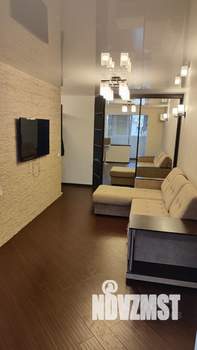 Студия квартира, посуточно, 28м2, 5/5 этаж