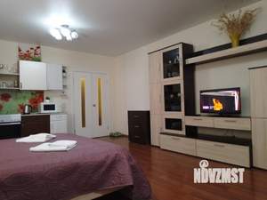 1-к квартира, посуточно, 42м2, 1/1 этаж