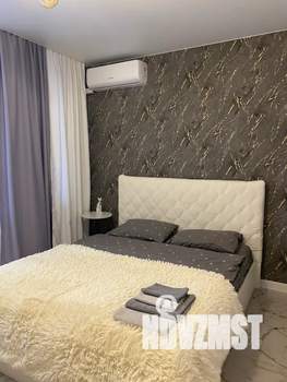 Студия квартира, посуточно, 34м2, 17/20 этаж