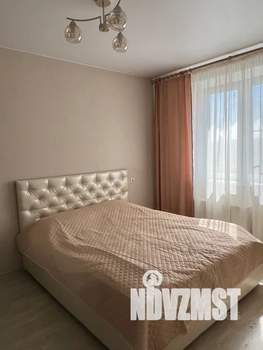 1-к квартира, посуточно, 45м2, 3/10 этаж