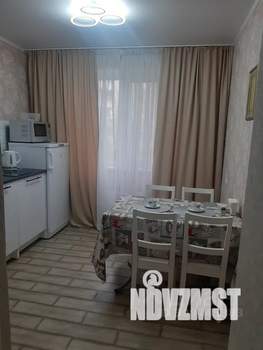 1-к квартира, посуточно, 35м2, 1/10 этаж