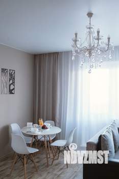 Студия квартира, посуточно, 52м2, 2/19 этаж