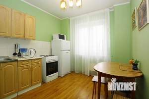 1-к квартира, посуточно, 43м2, 1/1 этаж