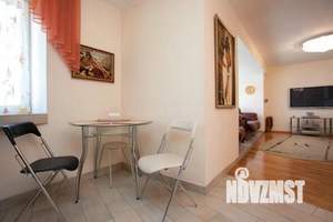 2-к квартира, посуточно, 60м2, 1/1 этаж