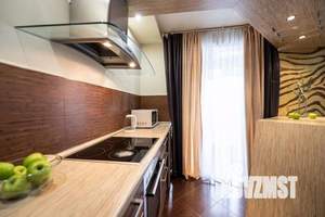 1-к квартира, посуточно, 60м2, 1/1 этаж