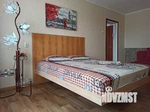 1-к квартира, посуточно, 35м2, 4/10 этаж