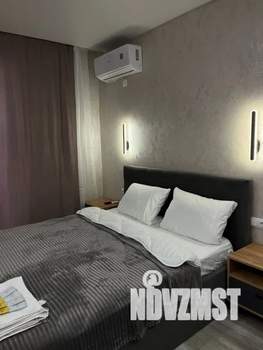 Студия квартира, посуточно, 30м2, 17/20 этаж