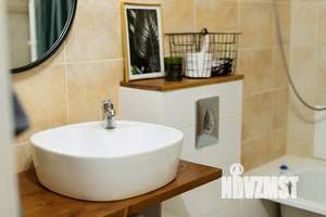 1-к квартира, посуточно, 43м2, 1/1 этаж