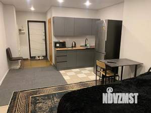 Студия квартира, посуточно, 35м2, 1/2 этаж