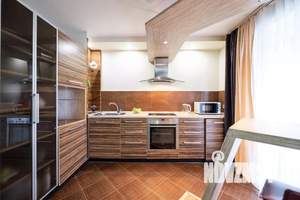 1-к квартира, посуточно, 60м2, 1/1 этаж