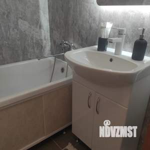 1-к квартира, посуточно, 41м2, 7/10 этаж