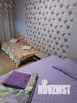 2-к квартира, посуточно, 45м2, 1/5 этаж