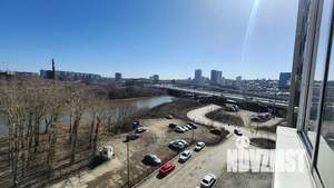 Студия квартира, посуточно, 42м2, 6/18 этаж