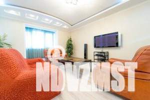 4-к квартира, посуточно, 140м2, 3/9 этаж