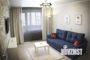 1-к квартира, посуточно, 54м2, 1/1 этаж