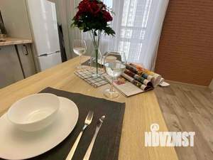 1-к квартира, посуточно, 40м2, 12/25 этаж