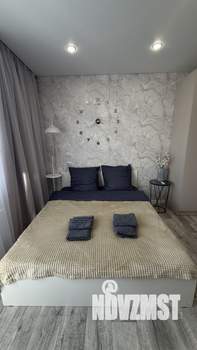 Студия квартира, посуточно, 32м2, 4/10 этаж